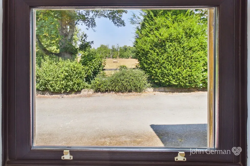 Measham Road, Ashby-de-la-Zouch, photo 29