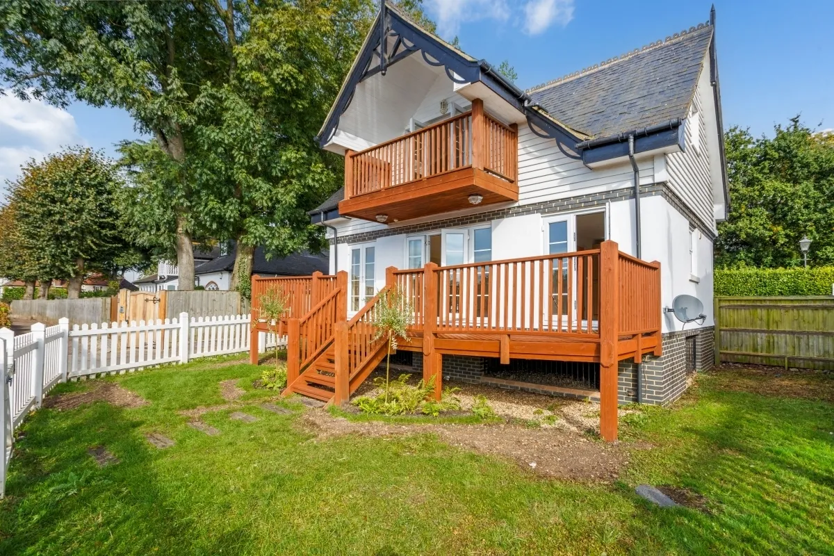 Wharf Lane, Bourne End, SL8, photo 16