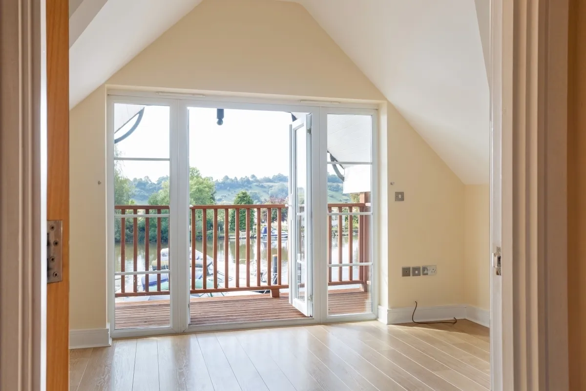 Wharf Lane, Bourne End, SL8, photo 8