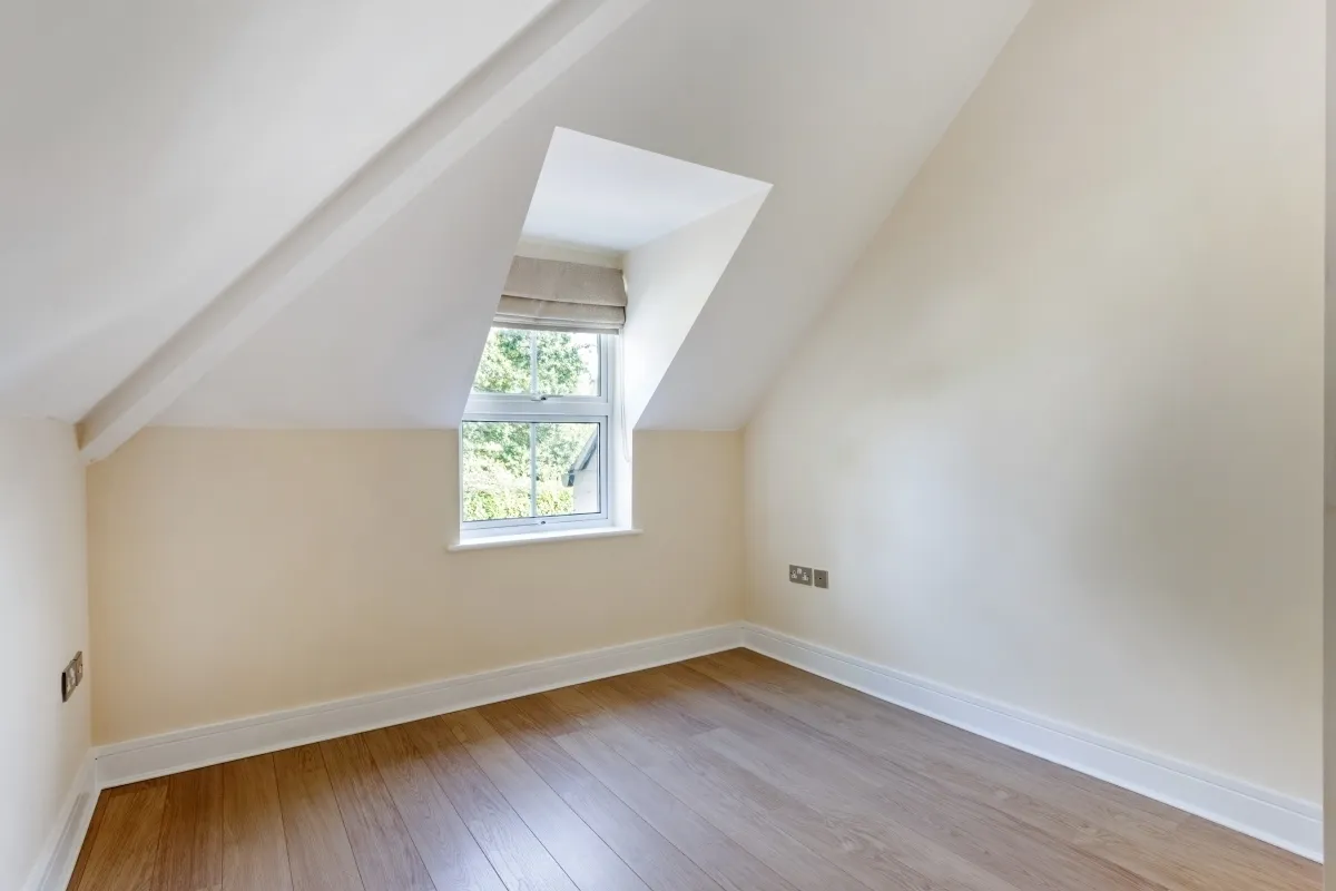Wharf Lane, Bourne End, SL8, photo 11