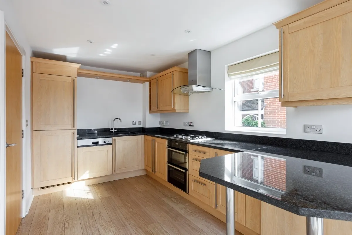 Wharf Lane, Bourne End, SL8, photo 4