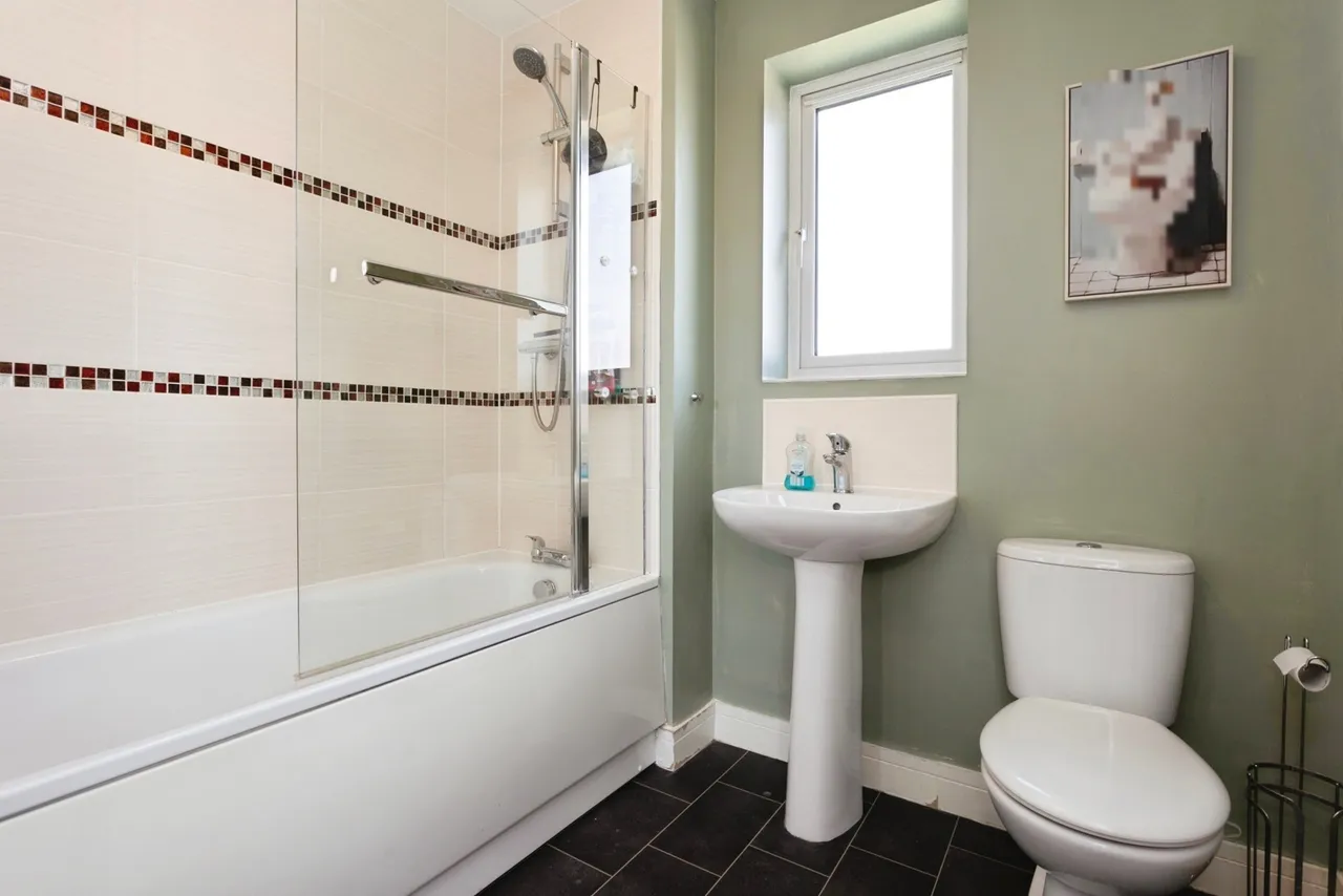Anson Road, Newton, NG13, photo 23
