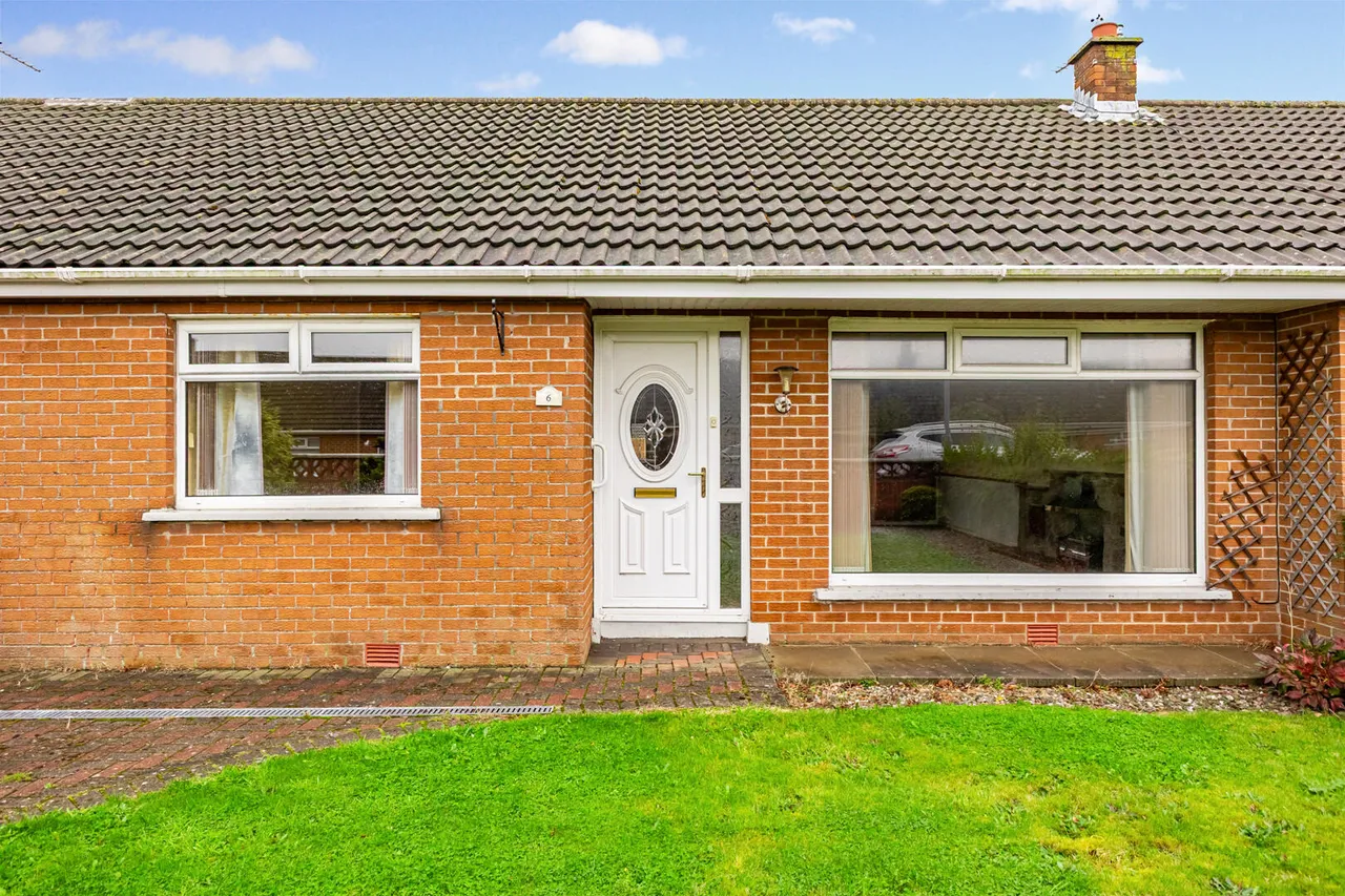 Dermott Crescent, comber, BT23, photo 18
