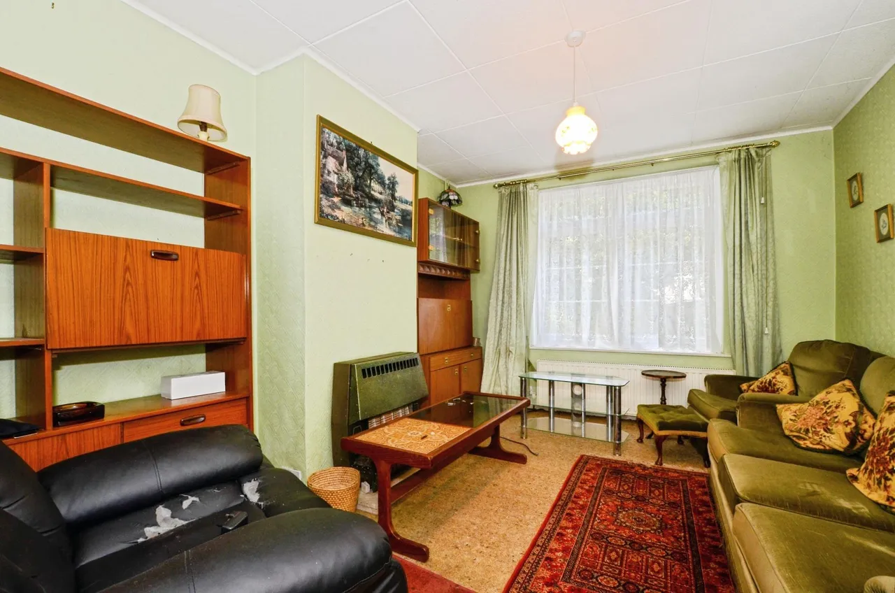Horsecroft Road, Edgware, HA8, photo 3