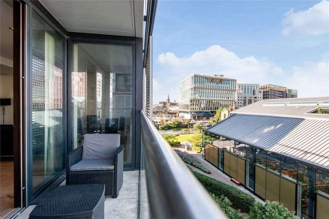 York Way, King's Cross, photo 3