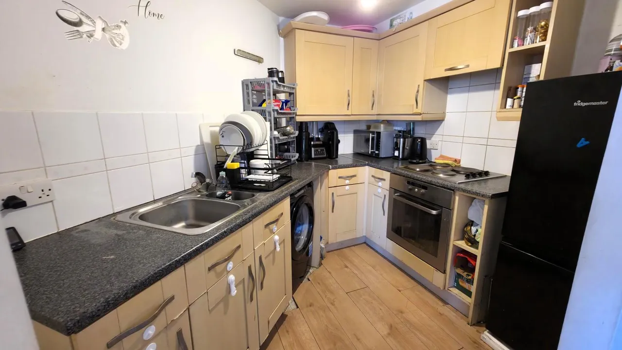 Hogg Lane, Grays, RM17, photo 4