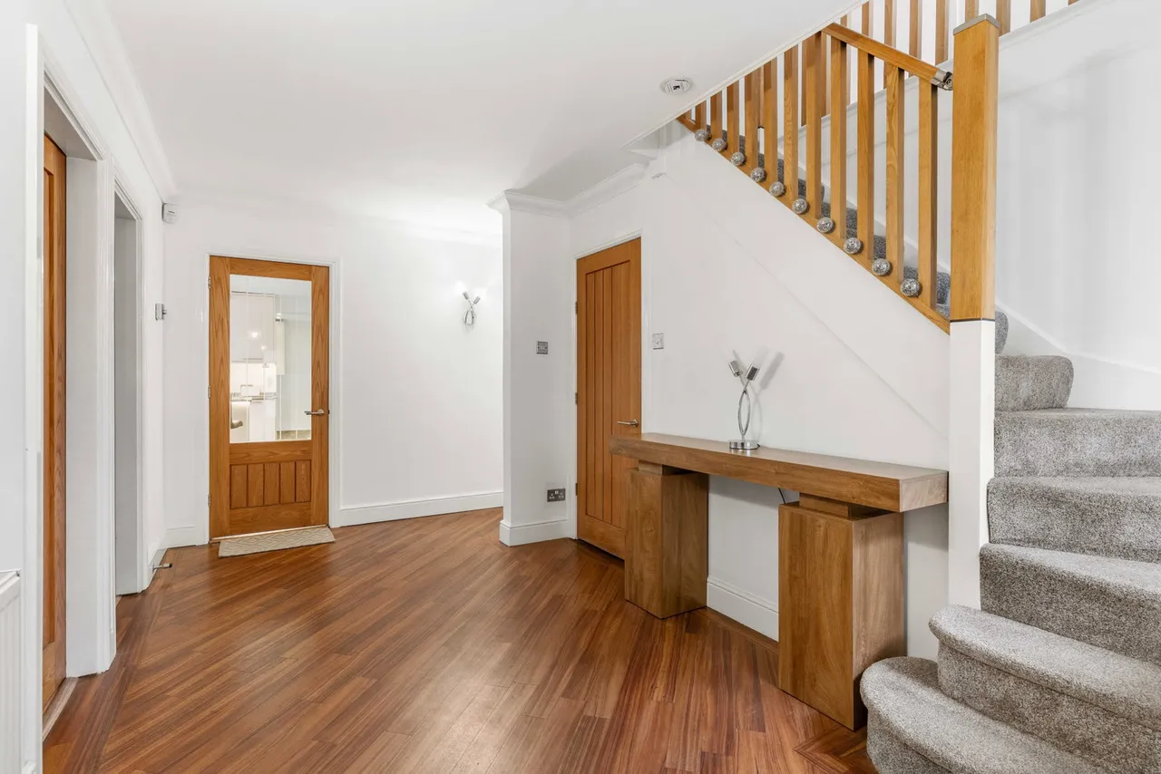 Ramsden Park Road, Ramsden Bellhouse, CM11, photo 9