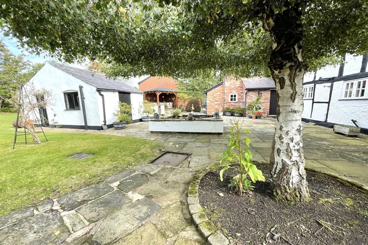 Plumley, Knutsford, photo 30