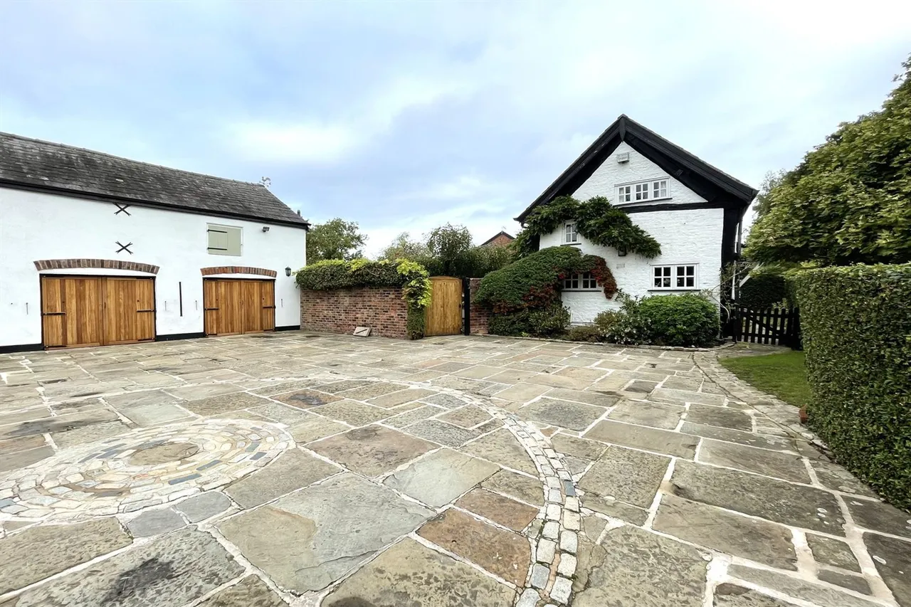 Plumley, Knutsford, photo 4