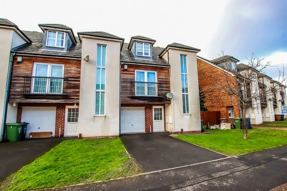 3 bed house for sale — Coniston Drive, Washington, Tyne and Wear, NE37