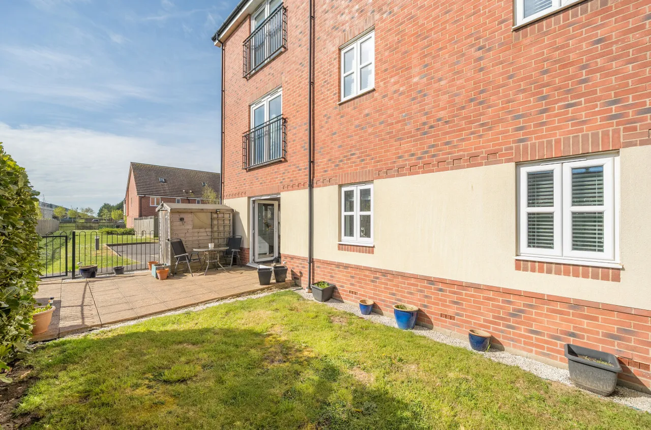 Amsbridge Crescent, Wick, BN17, photo 10
