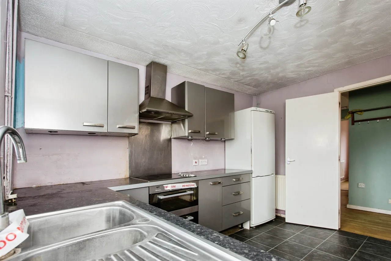 Highwood Crescent, Gazeley, CB8, photo 4