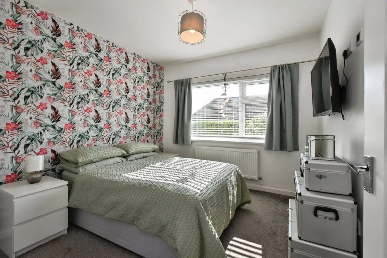 Hendre Road, Tycroes, SA18, photo 12