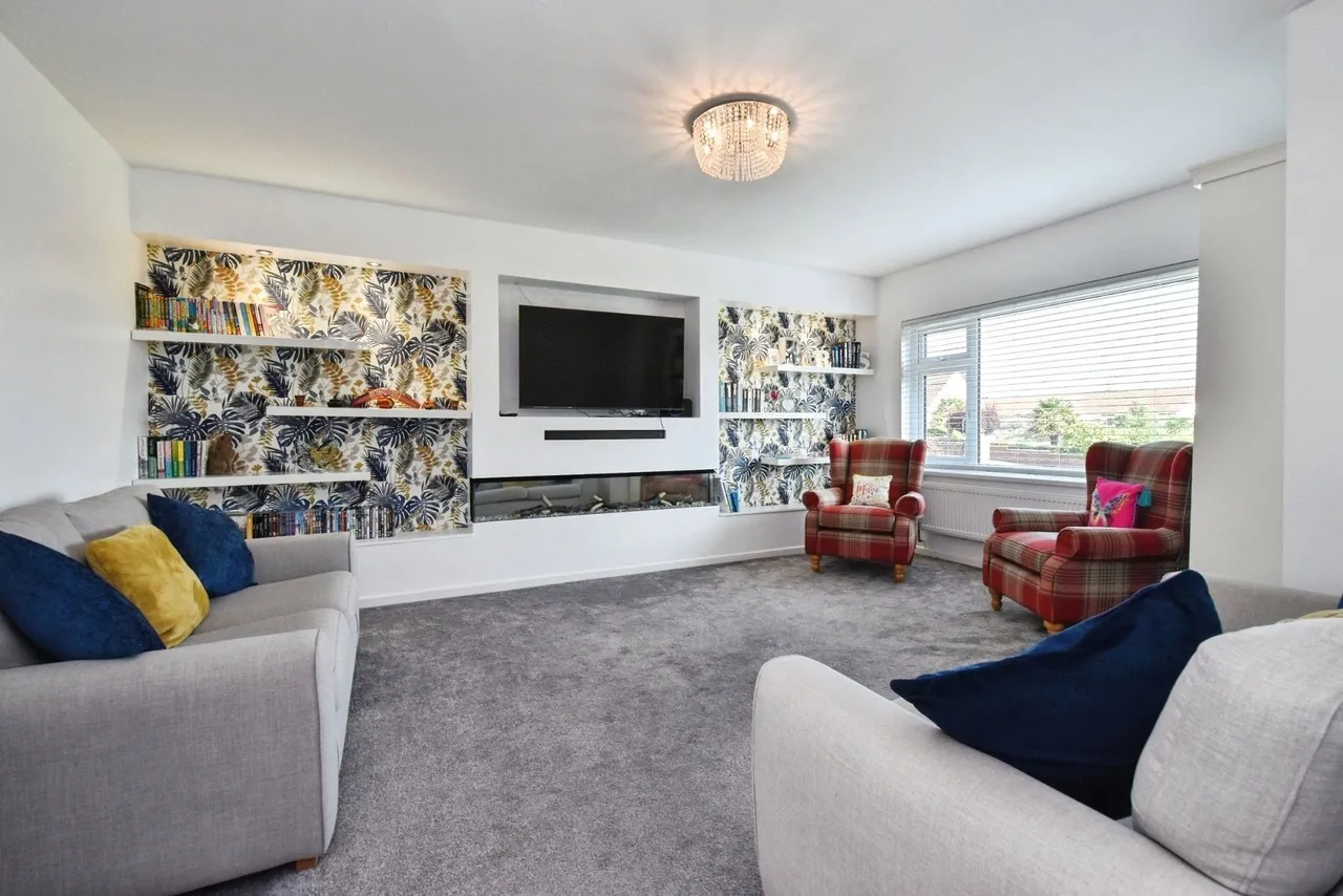 Hendre Road, Tycroes, SA18, photo 10