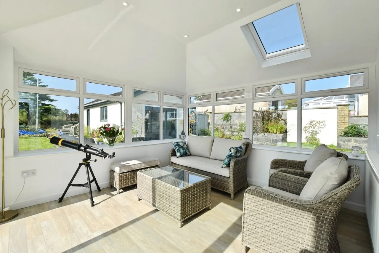 Hendre Road, Tycroes, SA18, photo 3