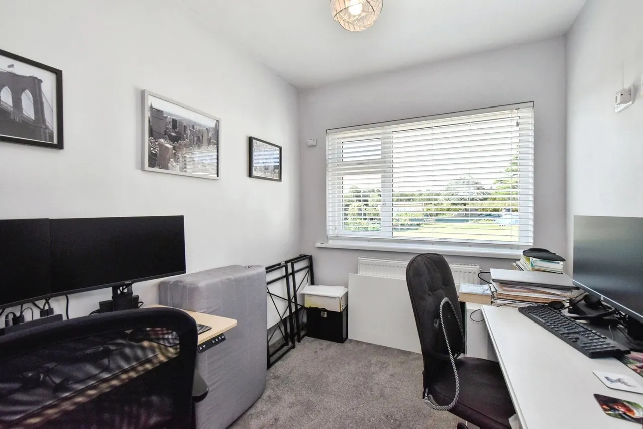 Hendre Road, Tycroes, SA18, photo 14