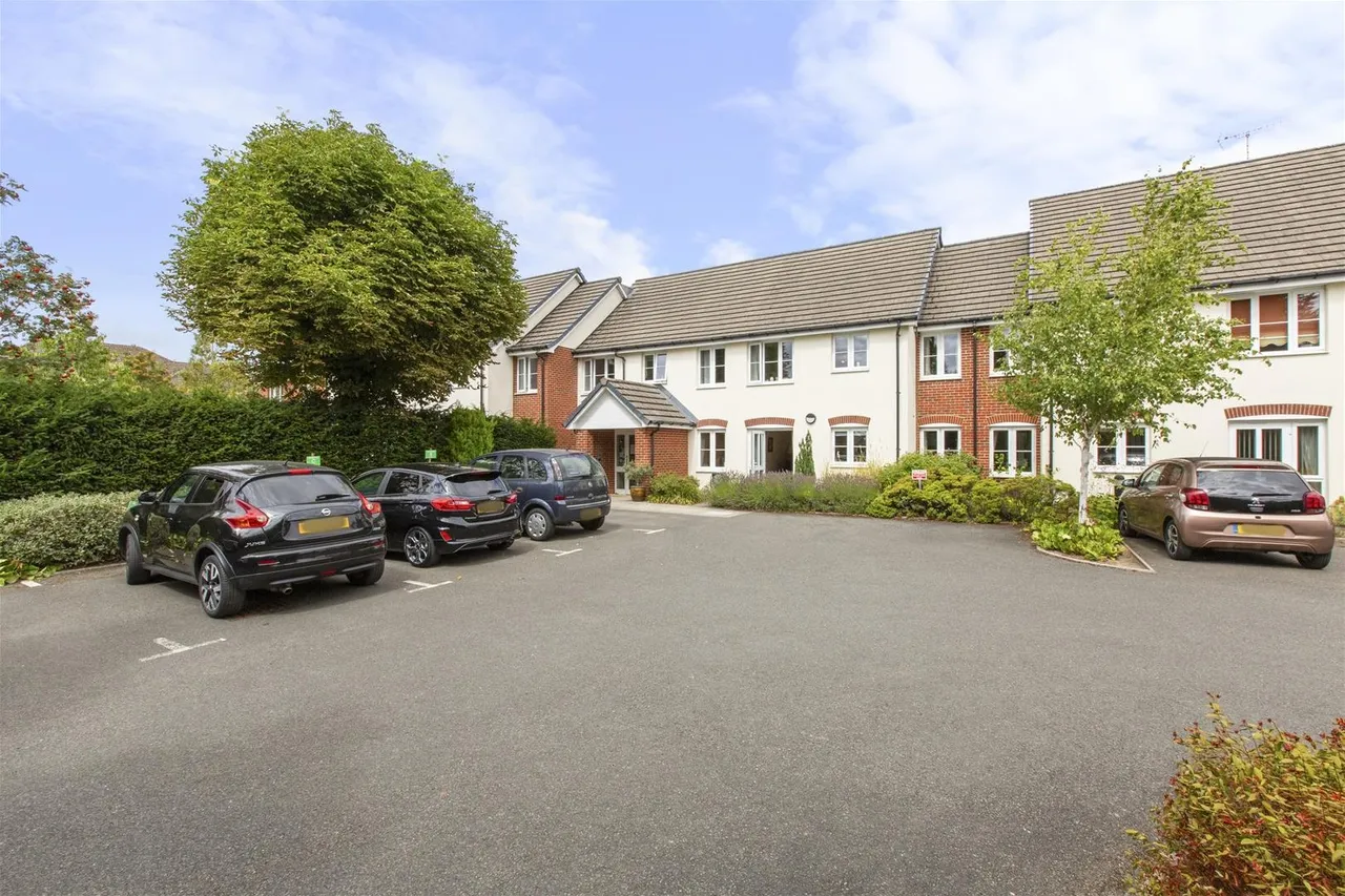Penn Road, Hazlemere, HP15, photo 11