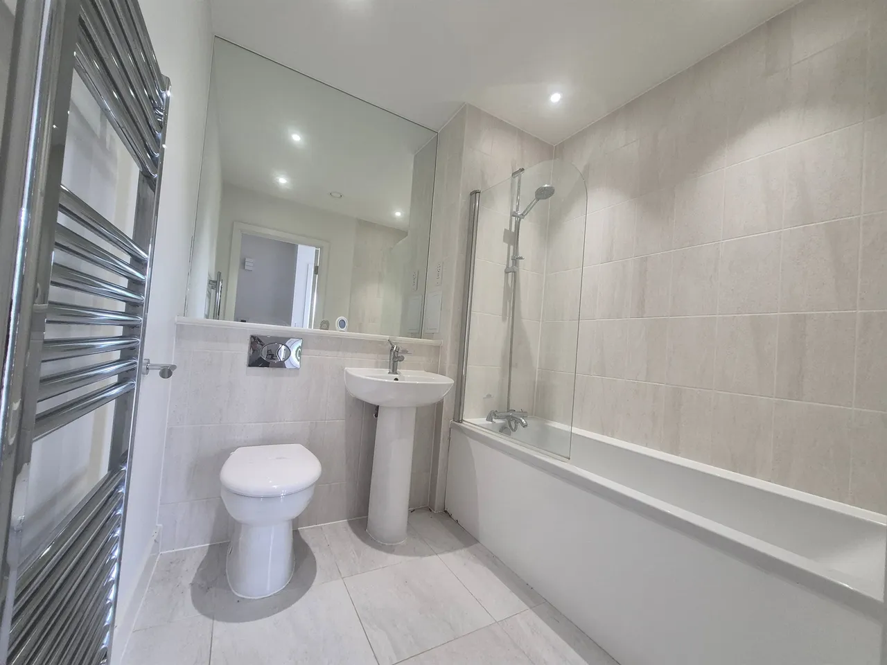 The Ridgeway, Hertford, photo 8