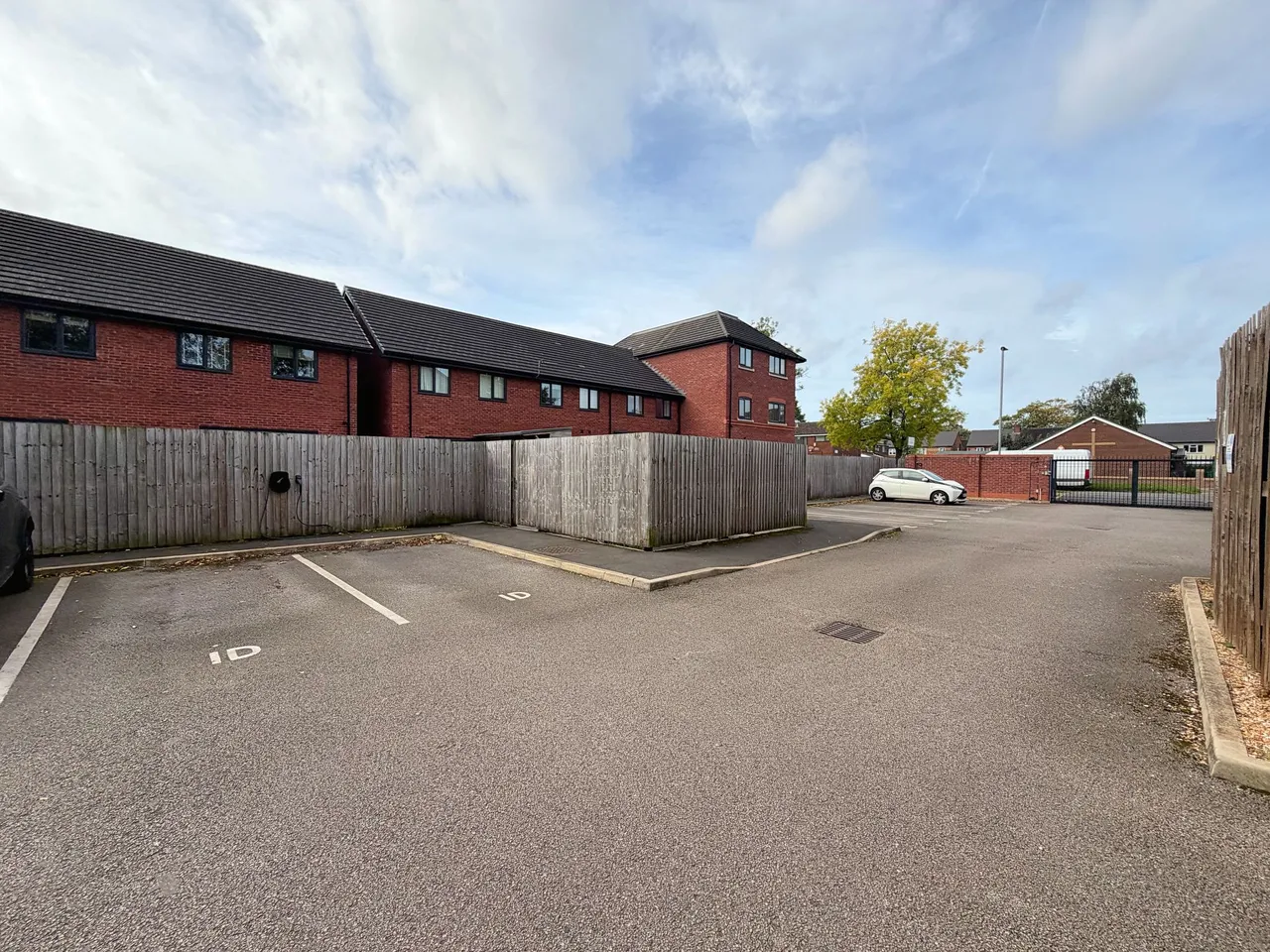 Ferndown Road, Manchester, photo 21