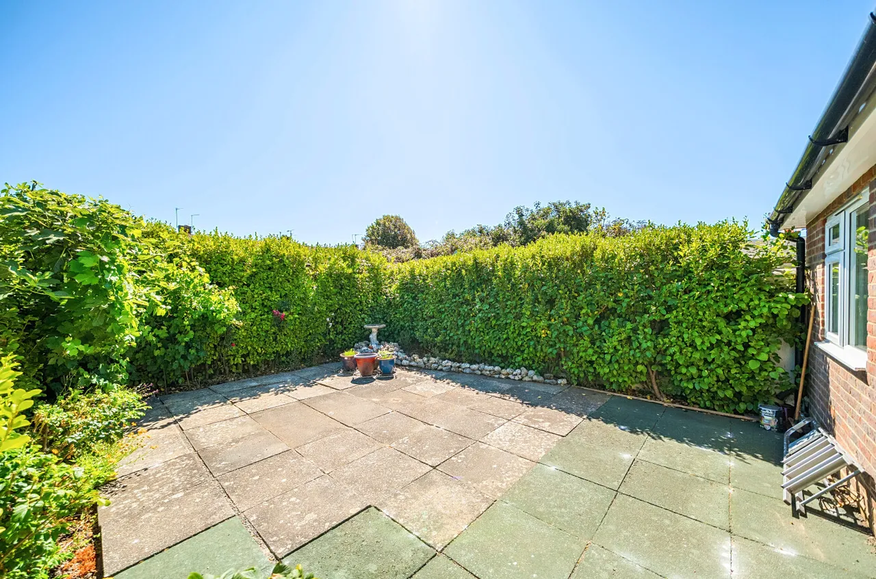 Lawrence Avenue, Rustington, BN16, photo 8