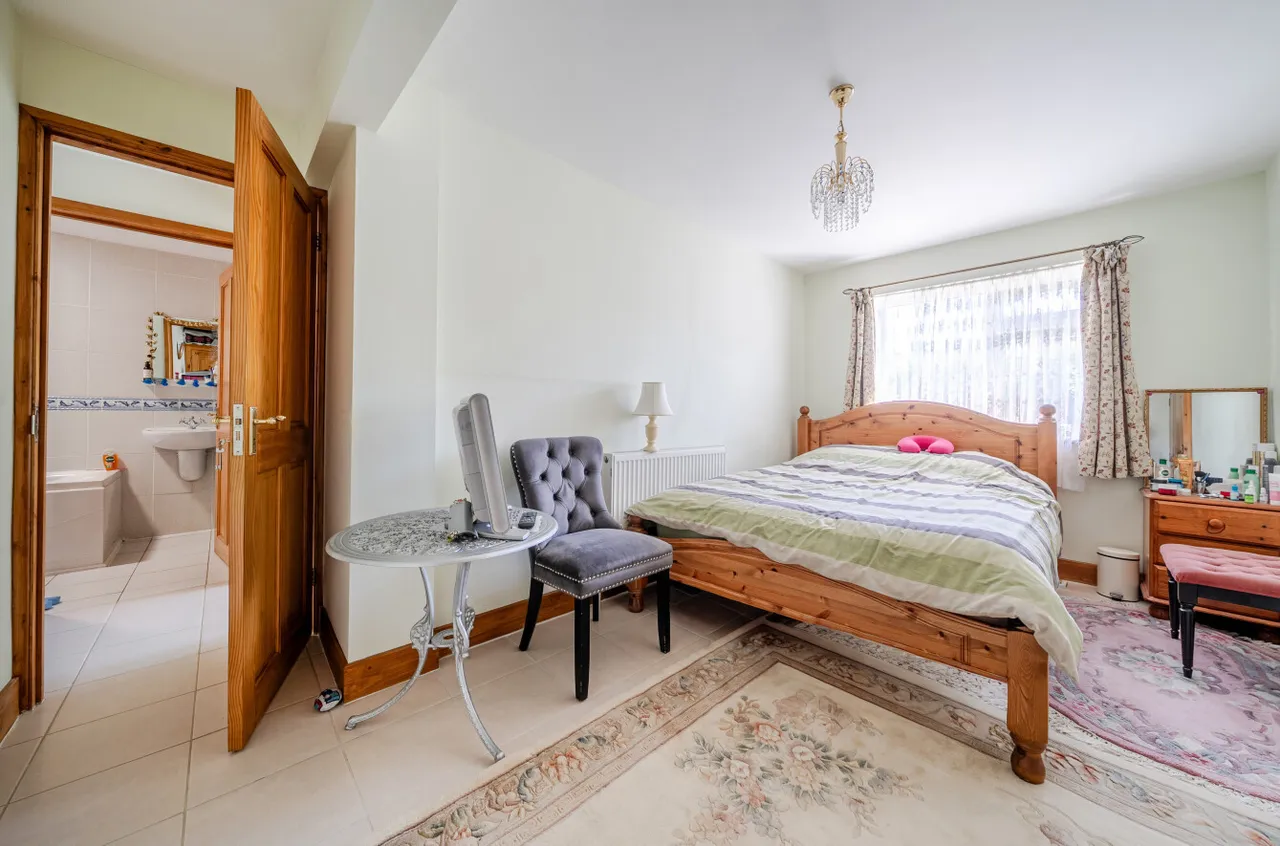 Lawrence Avenue, Rustington, BN16, photo 5