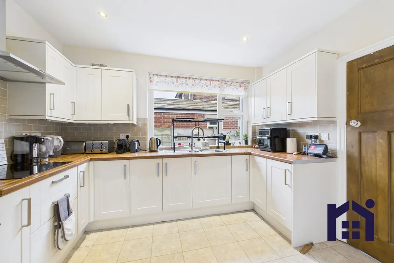 Lawrence Lane, Eccleston, Chorley, PR7 5SJ, photo 3