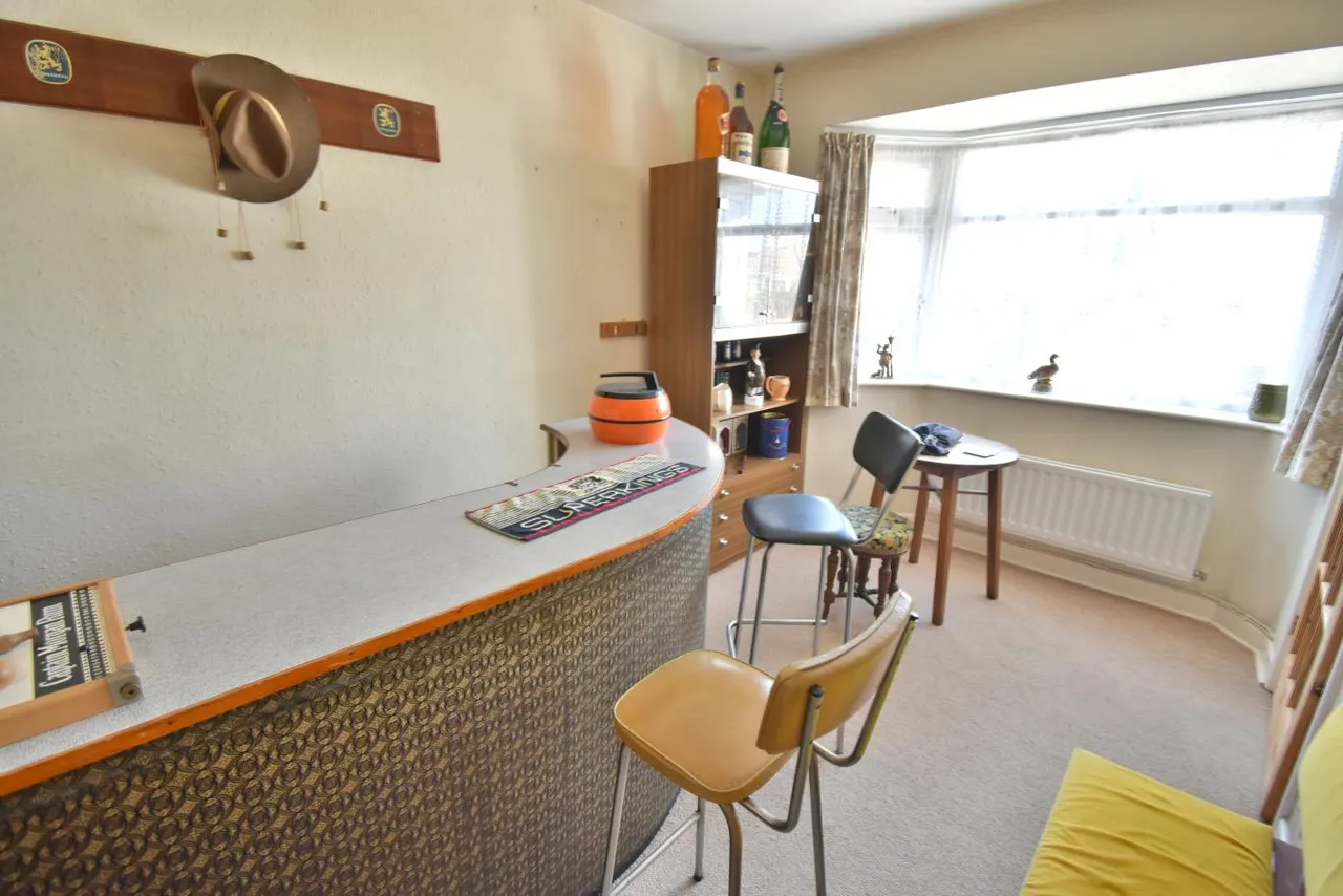 Clayford Avenue, BH22, photo 11