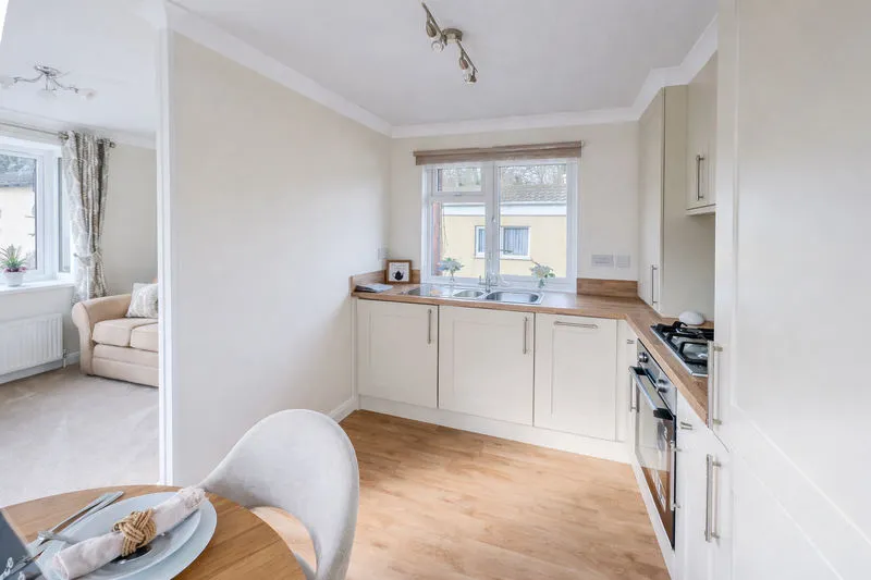 Weybridge Park Estate Weybridge Road, Addlestone KT15 2RF, photo 6