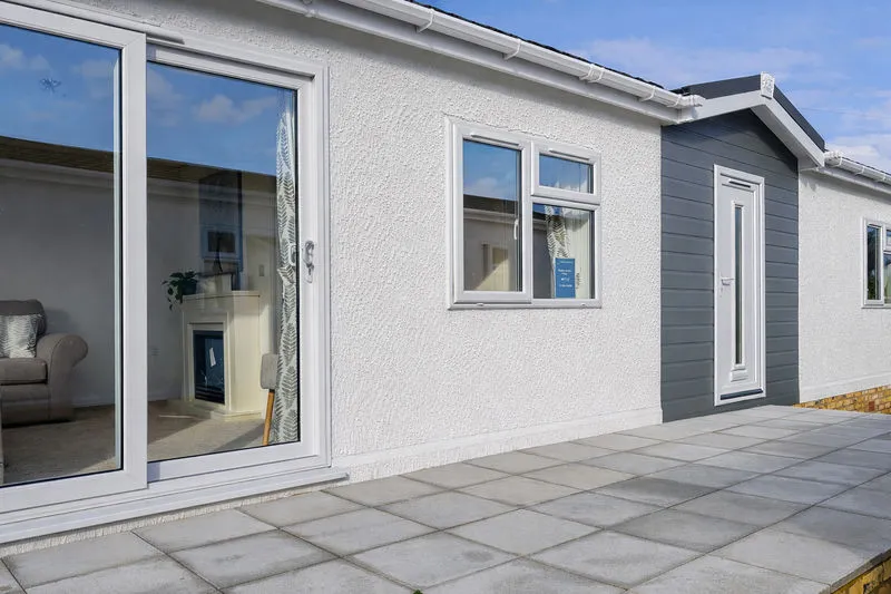 Weybridge Park Estate Weybridge Road, Addlestone KT15 2RF, photo 2