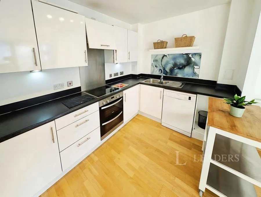 Parkside Avenue, SE10, photo 2