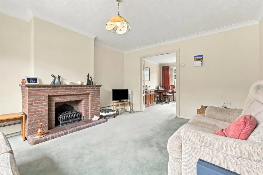 House Under Offer with 3 bedrooms in Sawbridgeworth, CM21, photo 4