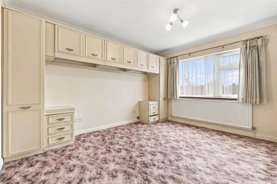 House Under Offer with 3 bedrooms in Sawbridgeworth, CM21, photo 7