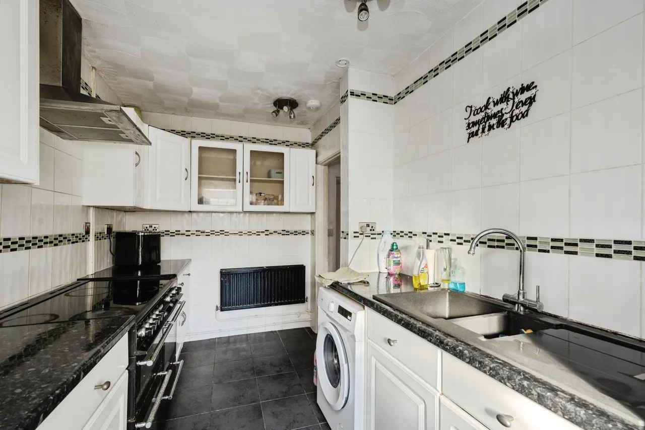 Tymawr Street, Port Tennant, SA1, photo 8