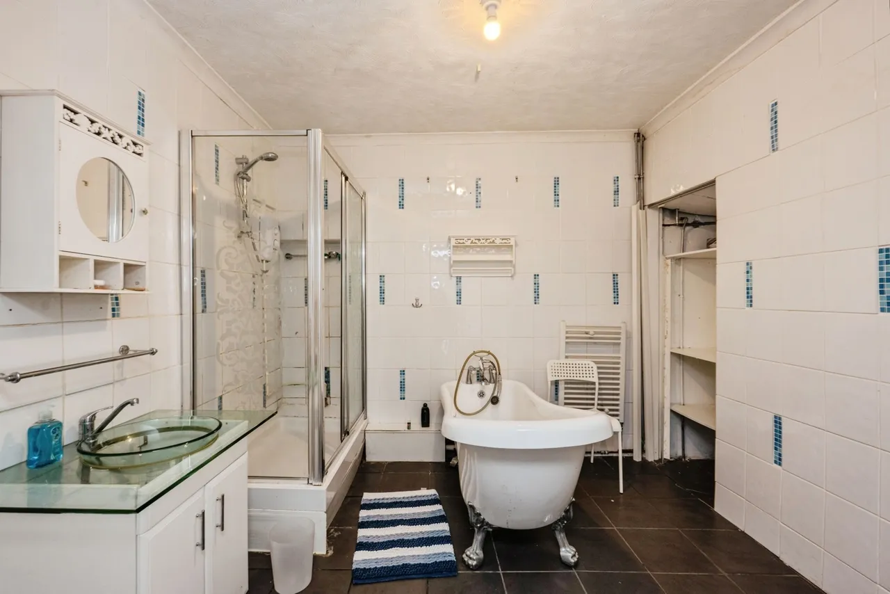 Tymawr Street, Port Tennant, SA1, photo 6