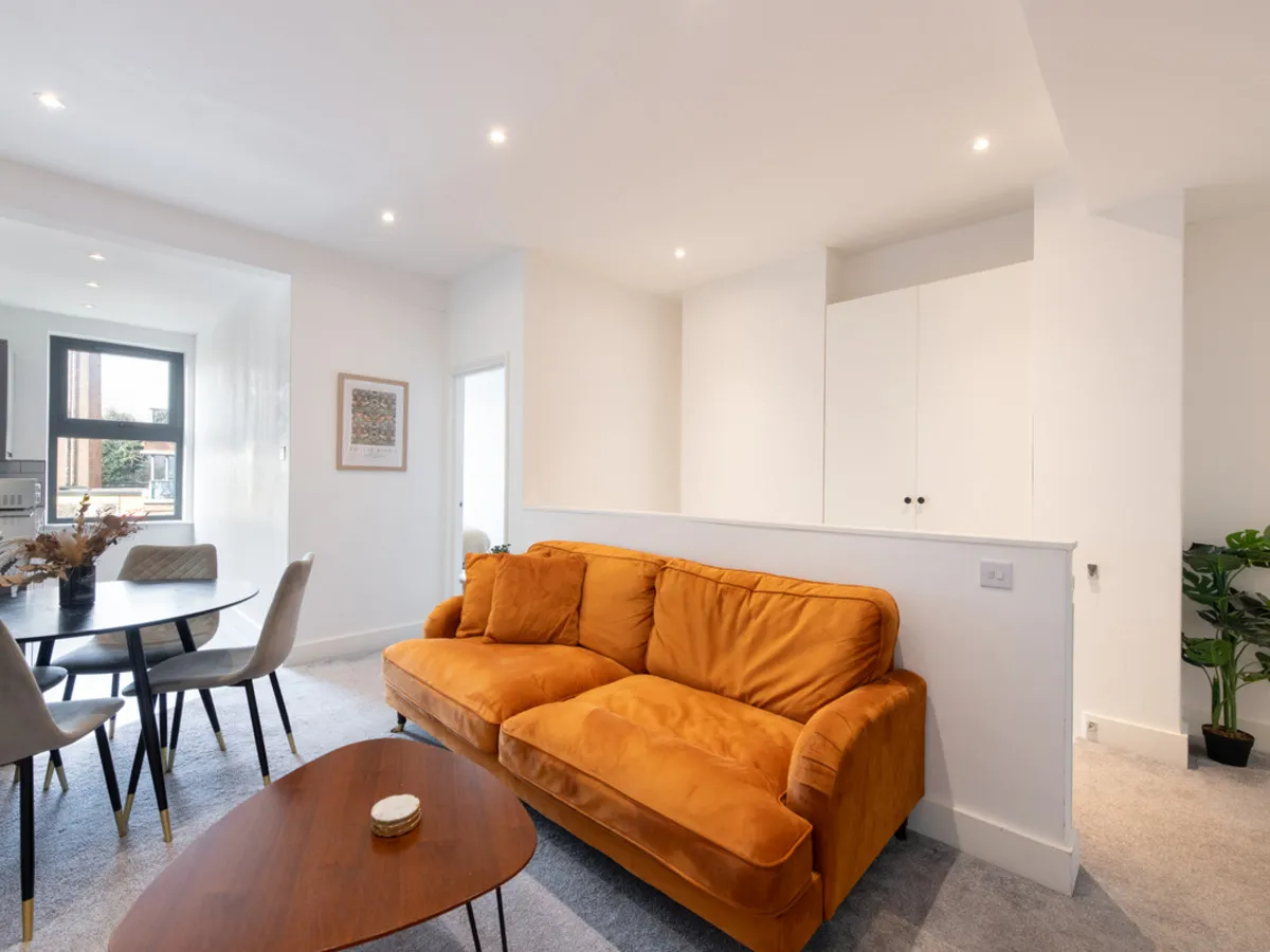 Lillie Road, London, SW6, photo 4