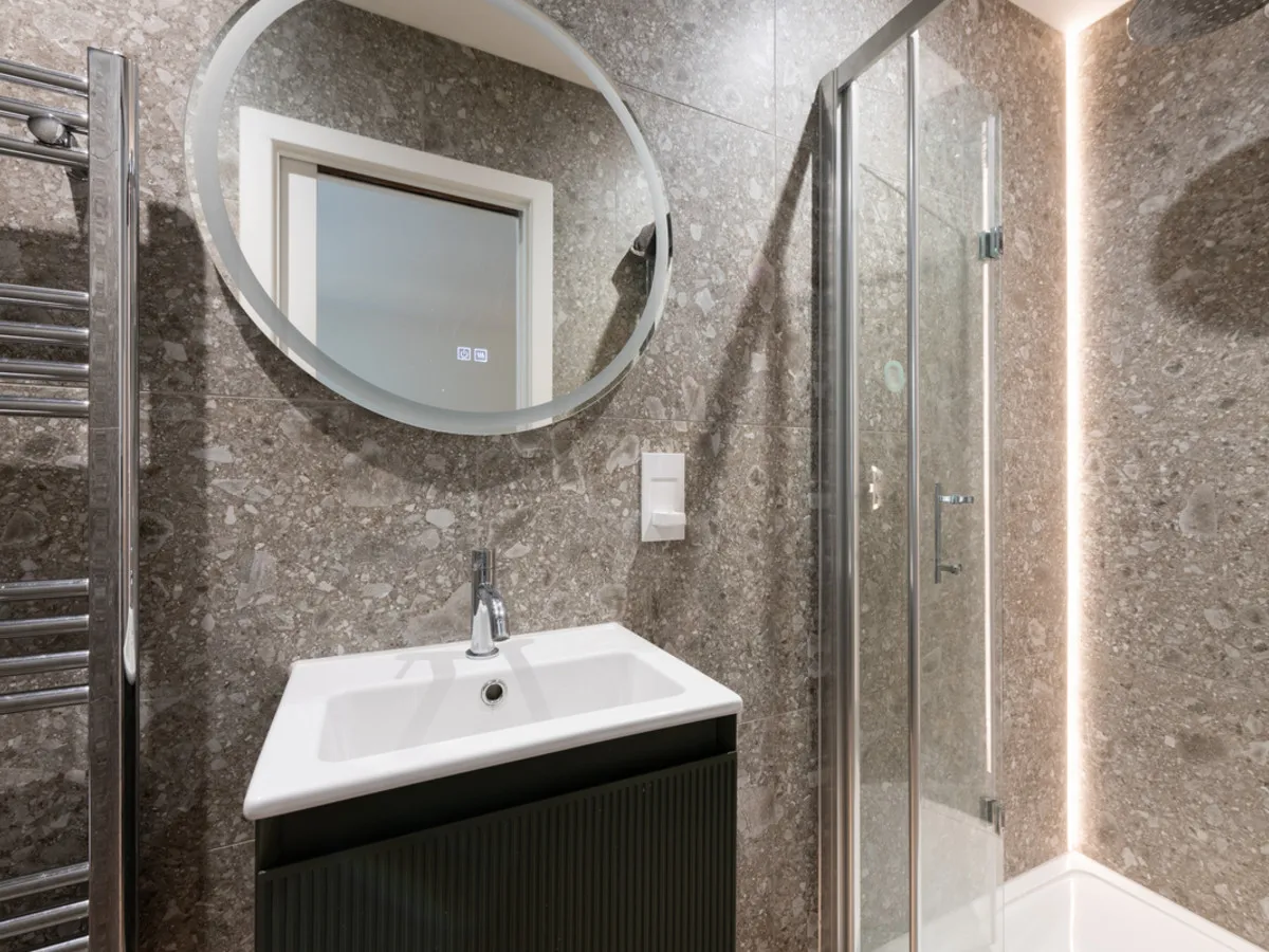 Lillie Road, London, SW6, photo 7
