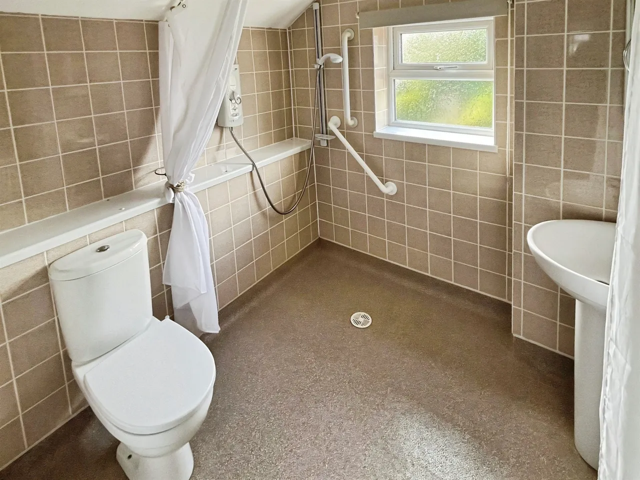 Churchfield Road, Peterborough, PE4, photo 9