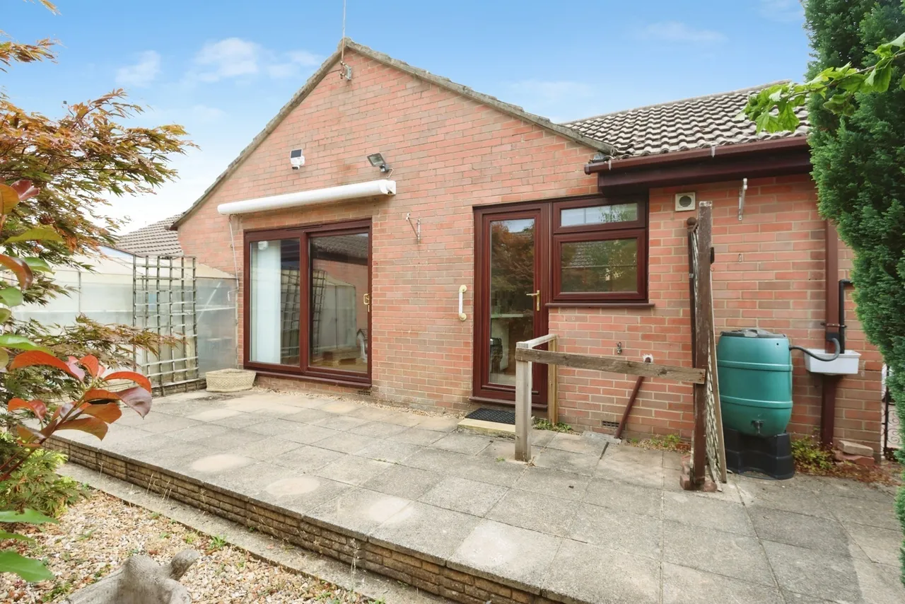 High Howe Gardens, Bearwood, BH11, photo 20