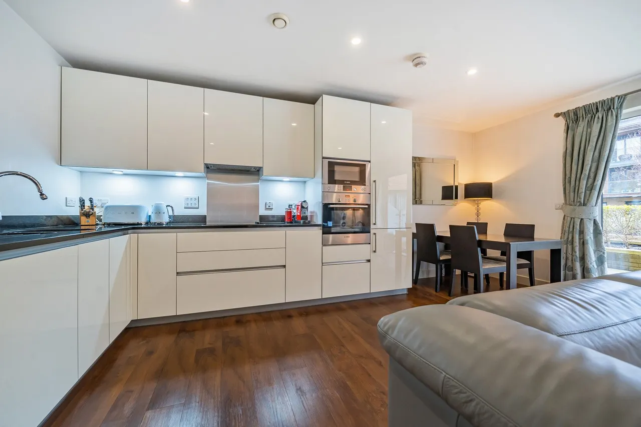 Dowding Drive, SE9, photo 8