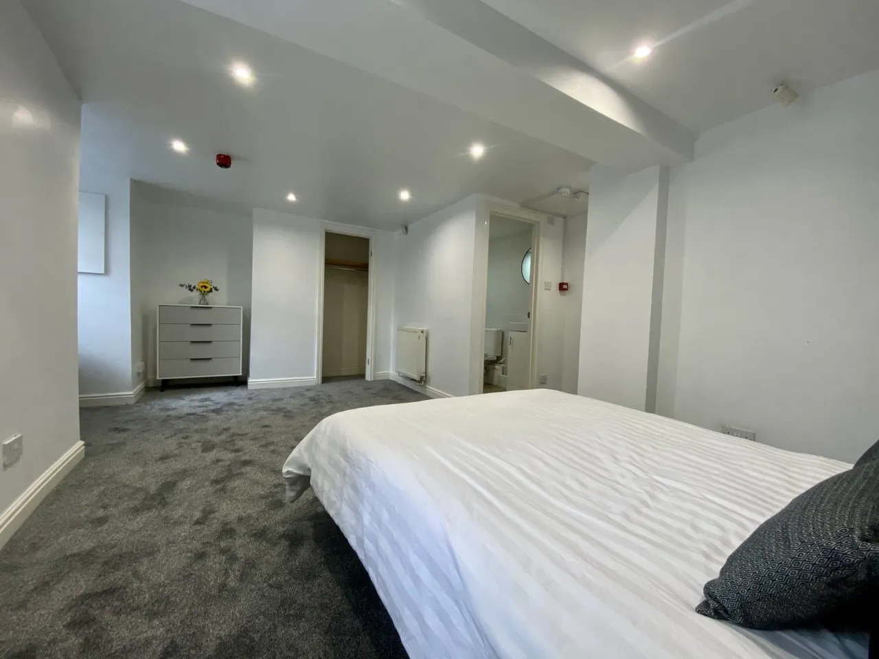 St. Anns Avenue, Burley, LS4, photo 8