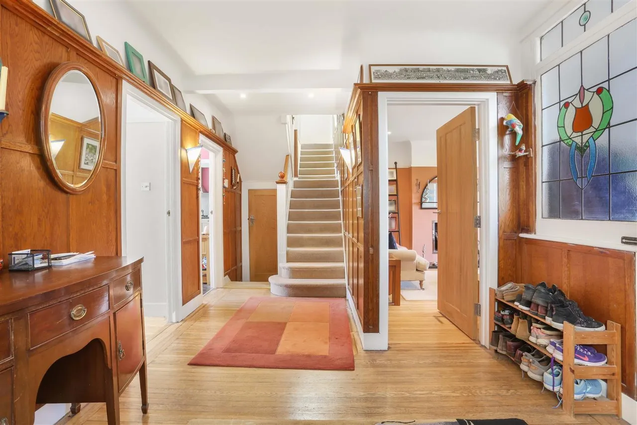 Ranmore Road, Cheam, Surrey, SM2 7LT, photo 4