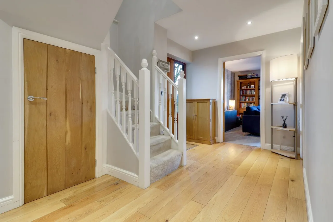 Haigh House Hill, Huddersfield, HD3, photo 11