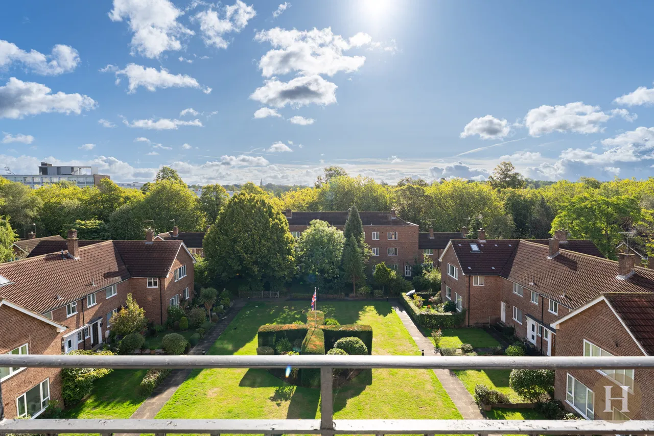 Griffin Court West Drive, Birmingham, B5, photo 2