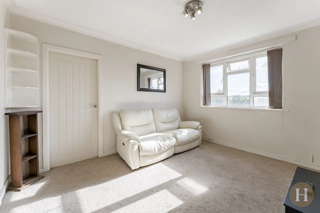Griffin Court West Drive, Birmingham, B5, photo 3