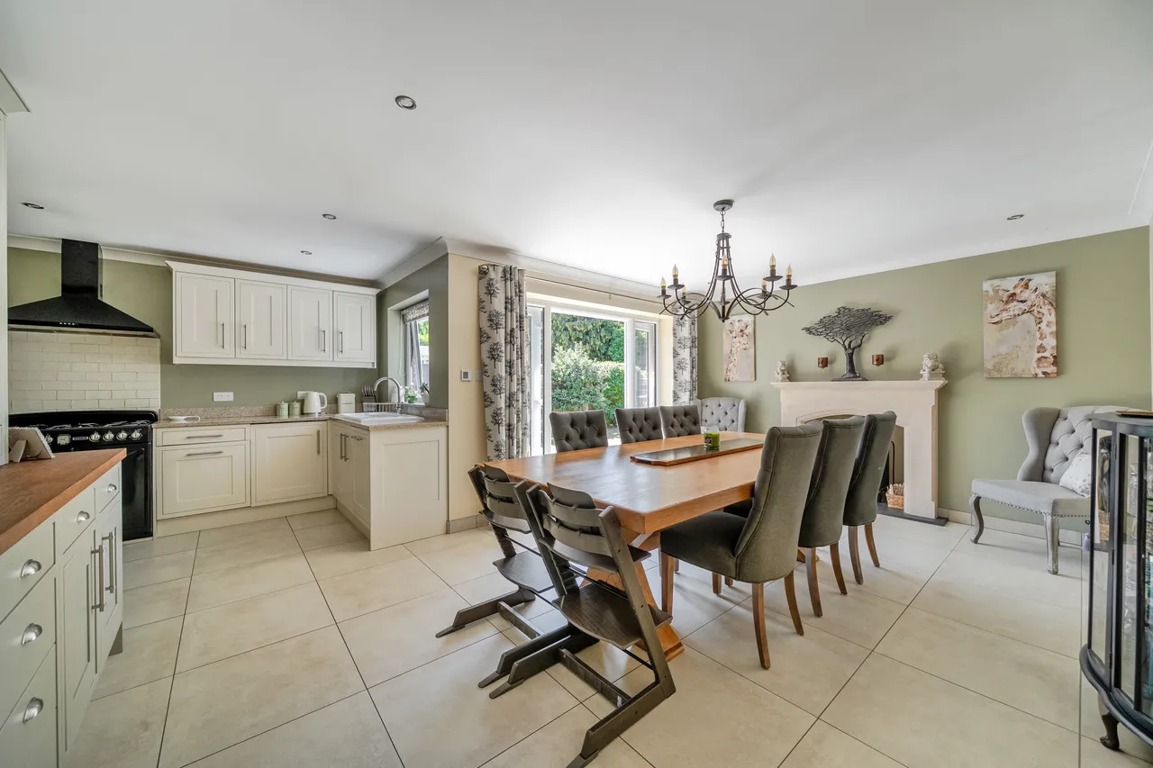 Briar Glen, Cookham, SL6, photo 2