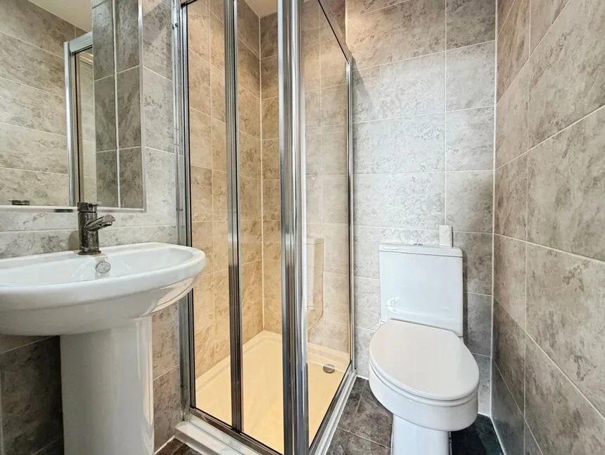 Long Lane, Bexleyheath, DA7, photo 9