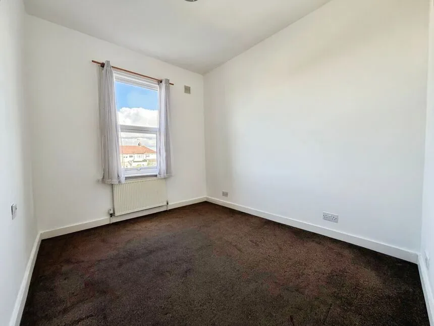 Long Lane, Bexleyheath, DA7, photo 12