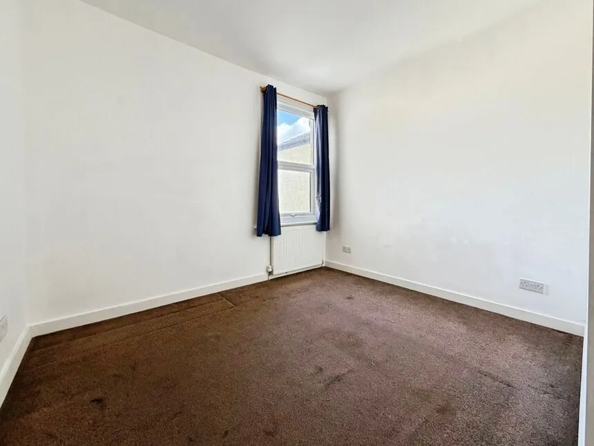 Long Lane, Bexleyheath, DA7, photo 10