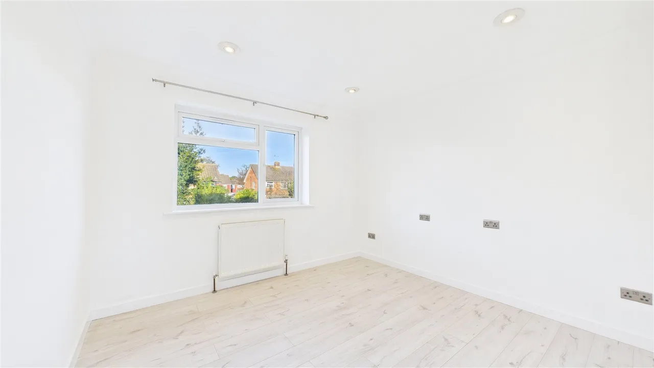 Hazel Road, Mytchett, GU16, photo 13