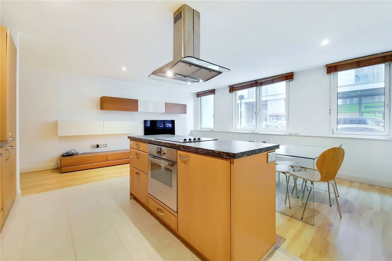 Winchester Road, London, NW3, photo 6